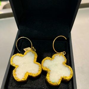 Bundle of earrings (3 pairs) in great condition